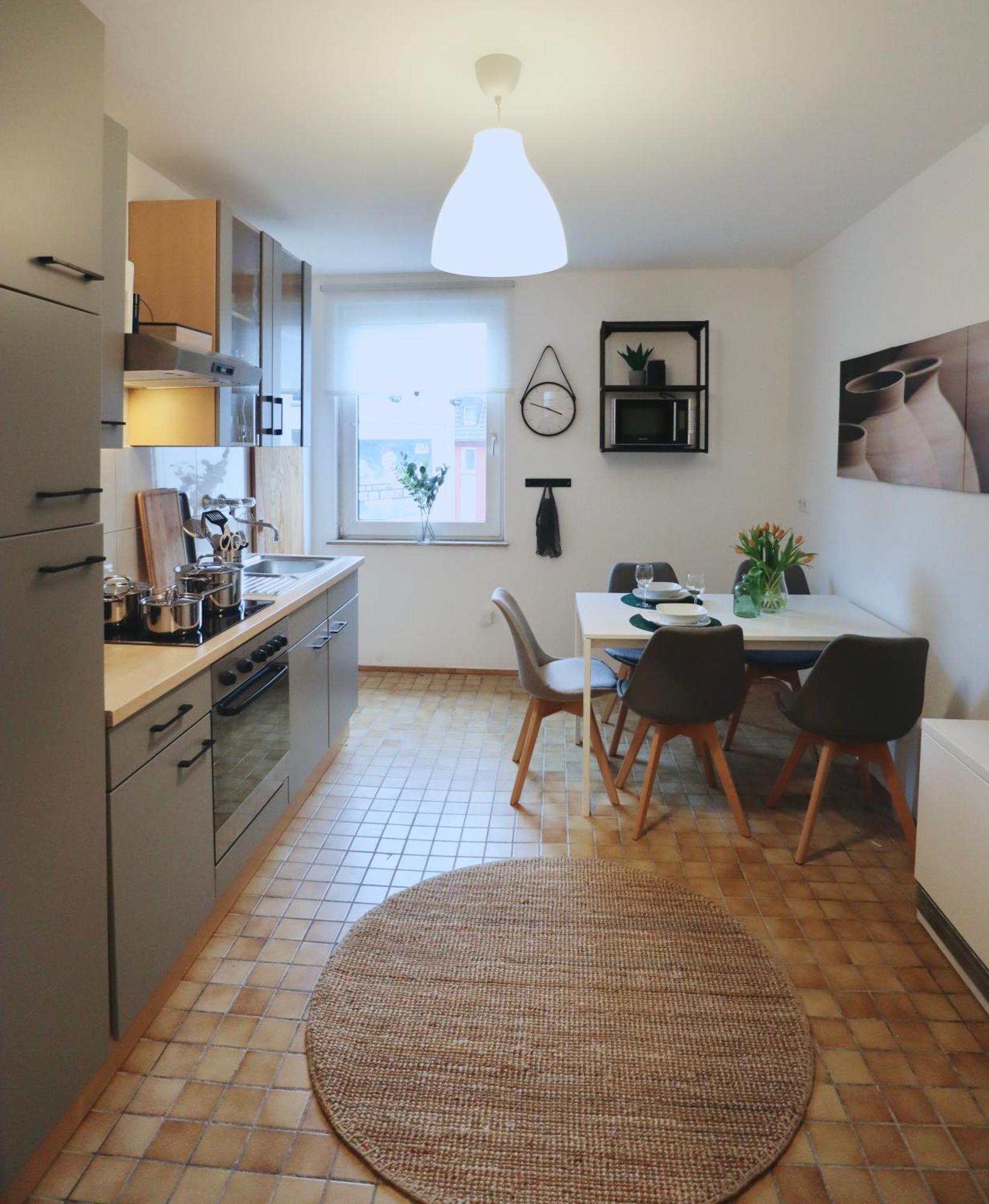 אסן Sapphire Apartment: Free Parking + Netflix + Bathtub מראה חיצוני תמונה
